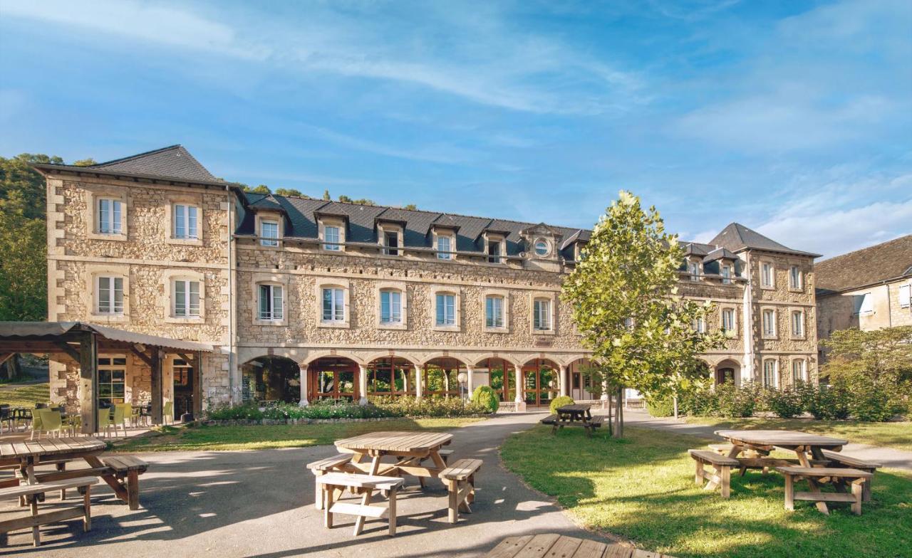 Hotel L'Oustal Pont-Les-Bains Salles-la-Source Zewnętrze zdjęcie